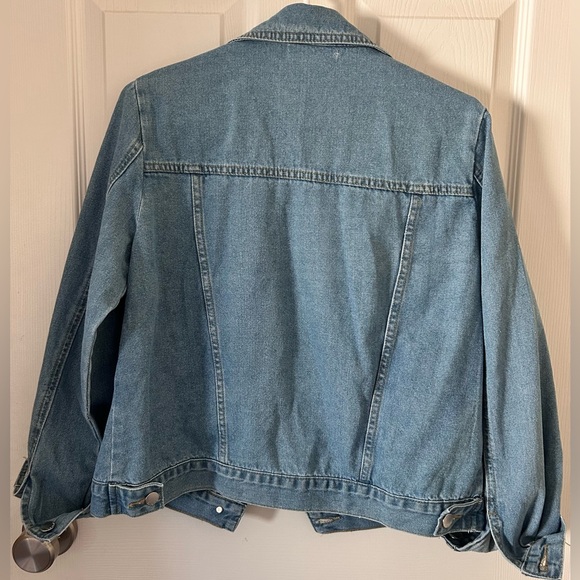 Luvamia Women's Classic Blue Jean Jacket - Picture 4 of 4